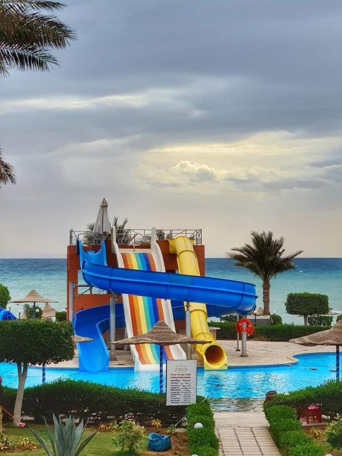 Retal View Resort El Sokhna Aqua Park 艾因苏赫纳 外观 照片